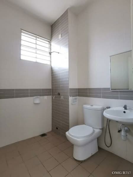 2-storey Terraced House for Sale in Setia Alam (Selangor) - Ryan . - Bathroom - PropertyGuru.com.my