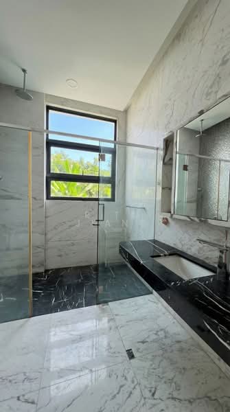 Bungalow for Sale in Taman Duta (Bukit Tunku (Kenny Hills)) - Rita Jiang - Bathroom - PropertyGuru.com.my