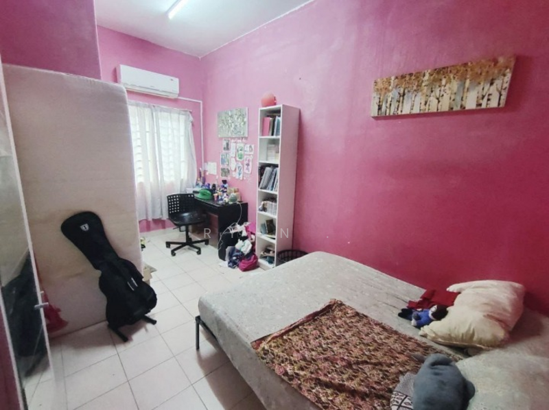 2-storey Terraced House for Sale in Setia Alam (Selangor) - Ryan . - Bedroom - PropertyGuru.com.my