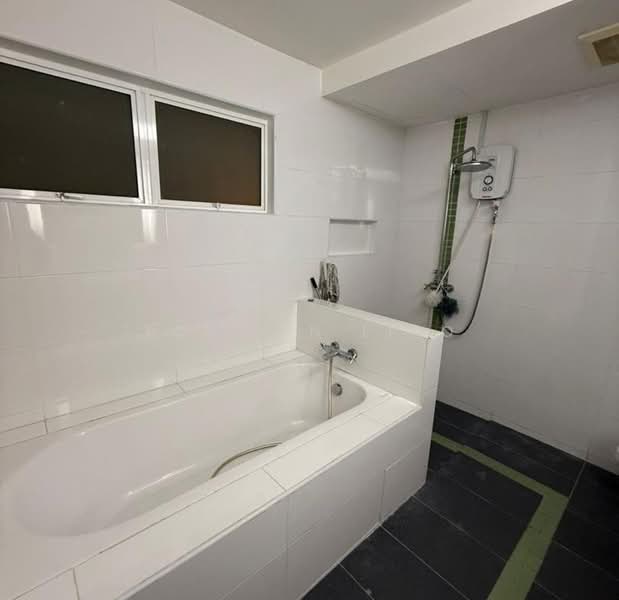 Service Residence for Rent at Ritze Perdana 2 - Poh Xin Liao - Bathroom - PropertyGuru.com.my