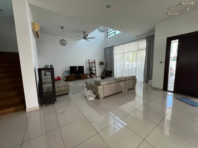 Semi-Detached House for Rent in Setia Tropika (Johor Bahru) - Hui Min - Living Room - PropertyGuru.com.my