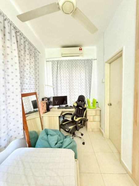 2-storey Terraced House for Sale in Setia Alam (Selangor) - Ryan . - Bedroom - PropertyGuru.com.my