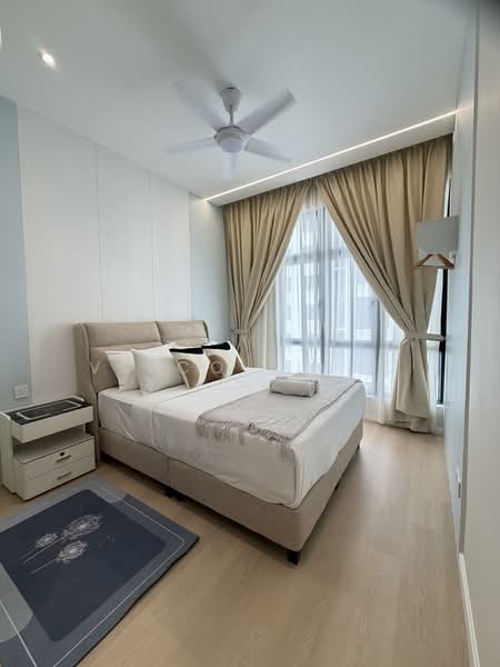 Condominium for Rent at Kings Bay @ Country Garden Danga Bay - Vivco Liang - Bedroom - PropertyGuru.com.my