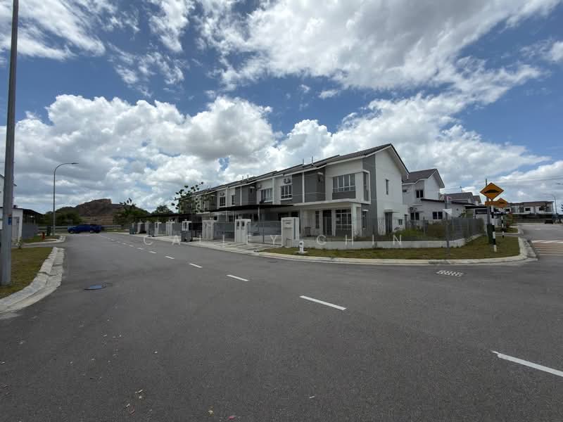 Taman Puncak Tropicana - 1