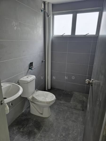 Damai Vista untuk Untuk Dijual - RM 400,000, Mac 2026 - Bathroom - PropertyGuru.com.my