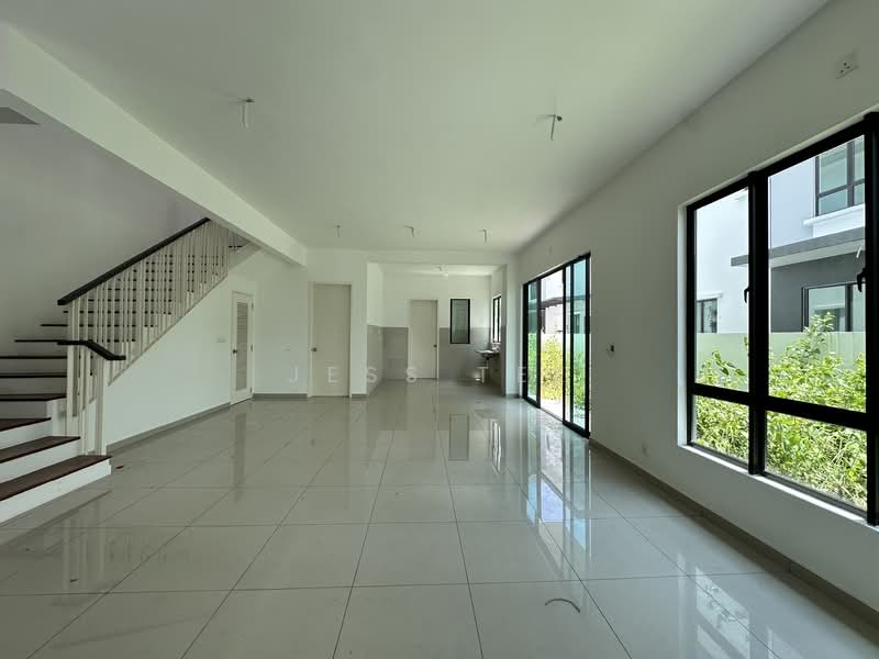 Setia Utama 4 untuk Untuk Dijual - RM 1,450,000, Mac 2026 - Living Room - PropertyGuru.com.my