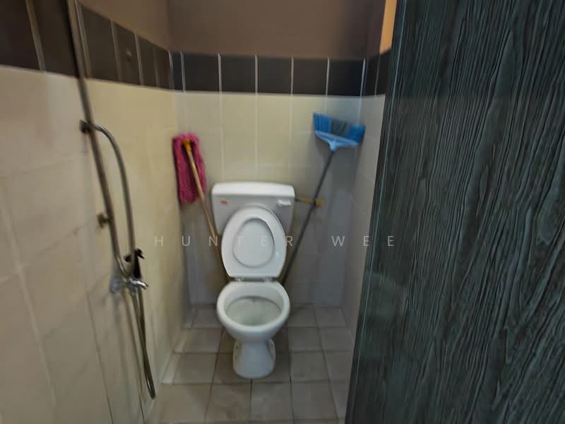 Taman Desa Ilmu untuk Untuk Dijual - RM 380,000, Mac 2026 - Bathroom - PropertyGuru.com.my