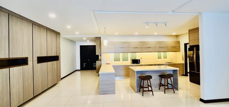 Vertiq untuk Untuk Dijual - RM 1,599,000, Mac 2026 - Kitchen - PropertyGuru.com.my