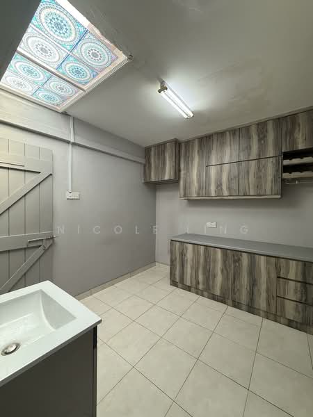 1-storey Terraced House for Rent in Taman Canning (Ipoh) - Nicole Ling - Kitchen - PropertyGuru.com.my