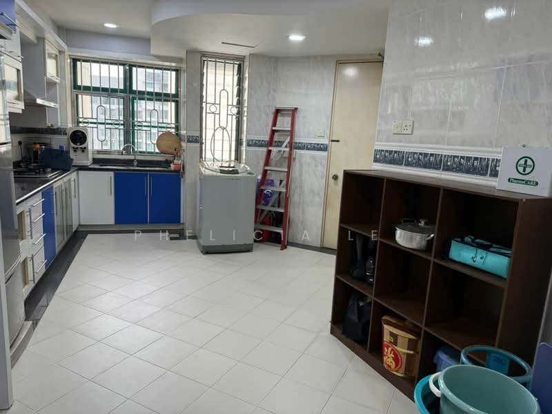 Condominium for Rent at The Straits View Condominium - Phelicia Lee - Kitchen - PropertyGuru.com.my