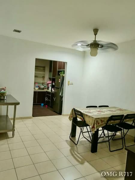2-storey Terraced House for Sale in Setia Alam (Selangor) - Ryan . - Kitchen - PropertyGuru.com.my