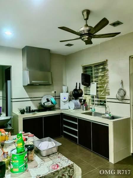 2-storey Terraced House for Sale in Setia Alam (Selangor) - Ryan . - Kitchen - PropertyGuru.com.my