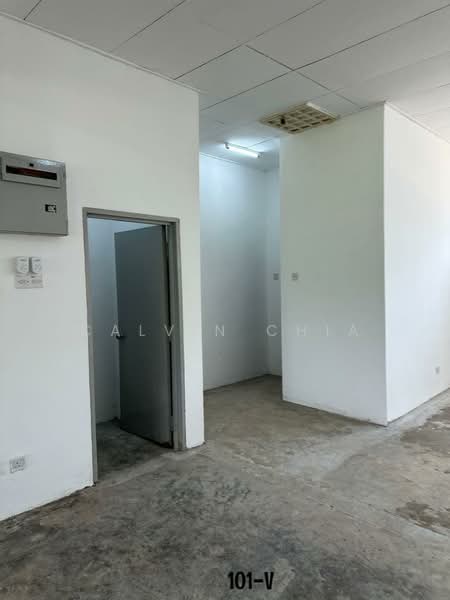 Shop for Sale in Kapar (Selangor) - Calvin Chia - Interior - PropertyGuru.com.my