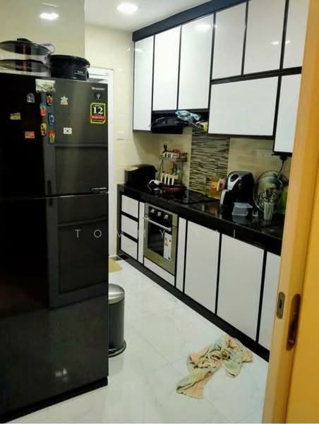 Service Residence for Rent at D'Secret Garden (Pangsapuri Kempas Indah) - Tommy Tai - Kitchen - PropertyGuru.com.my