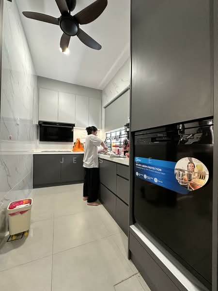 2-storey Terraced House for Sale in Setia Utama (Setia Alam) - Jess Tee - Kitchen - PropertyGuru.com.my