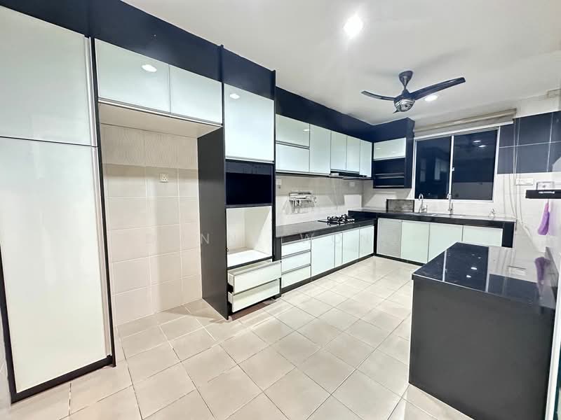 2-storey Terraced House for Rent in Rawang (Selangor) - Danny Wong - Kitchen - PropertyGuru.com.my