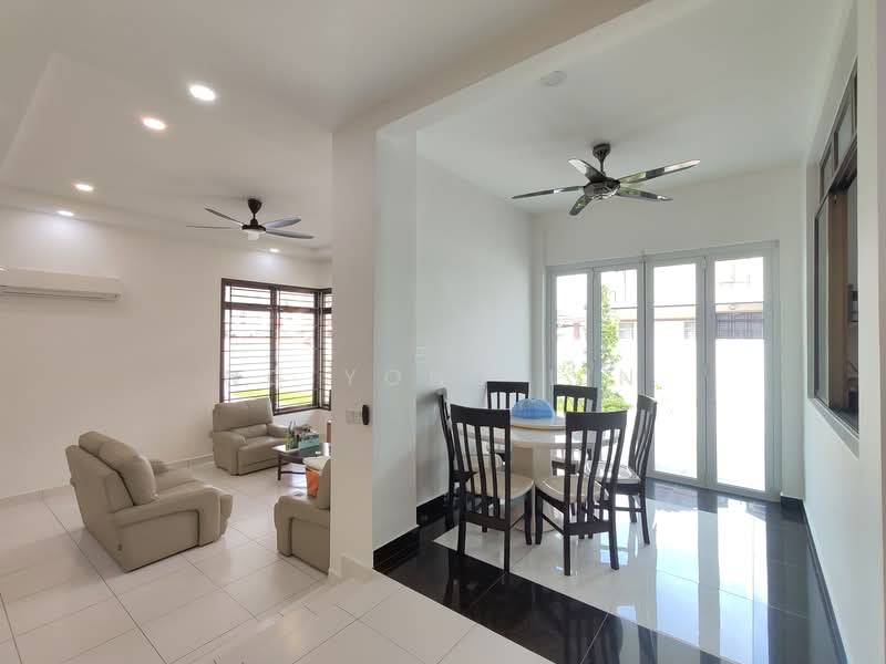2-storey Terraced House for Sale in Setia Tropika (Johor Bahru) - Ng Yong Lin - Living Room - PropertyGuru.com.my