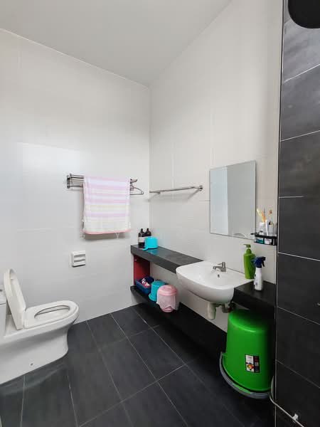 2-storey Terraced House for Sale in Setia Tropika (Johor Bahru) - Ng Yong Lin - Bathroom - PropertyGuru.com.my
