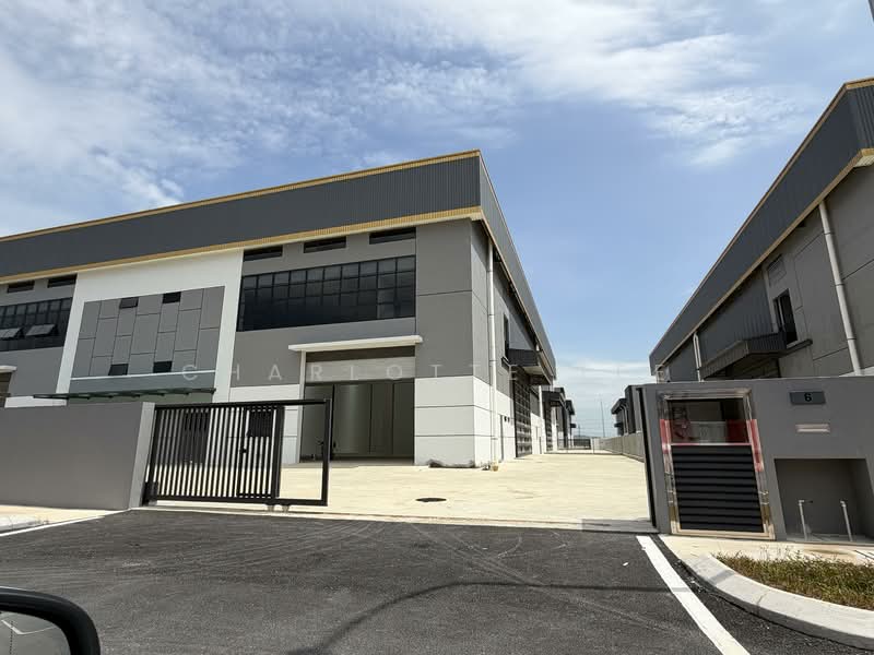 Factory for Rent in Kapar (Selangor) - Charlotte Tee - Exterior - PropertyGuru.com.my