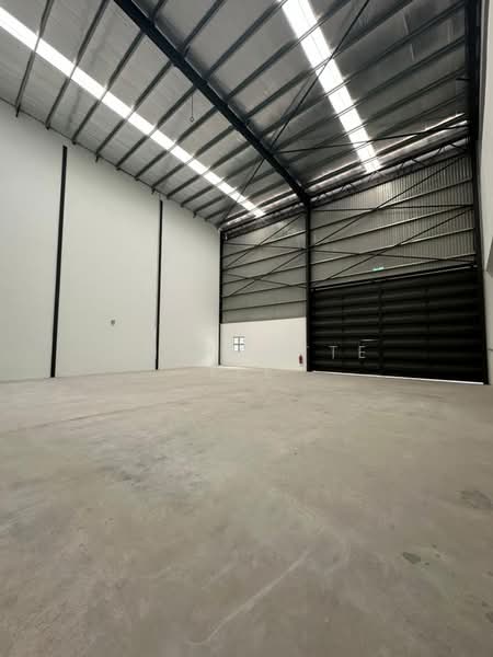 Factory for Rent in Kapar (Selangor) - Charlotte Tee - Interior - PropertyGuru.com.my