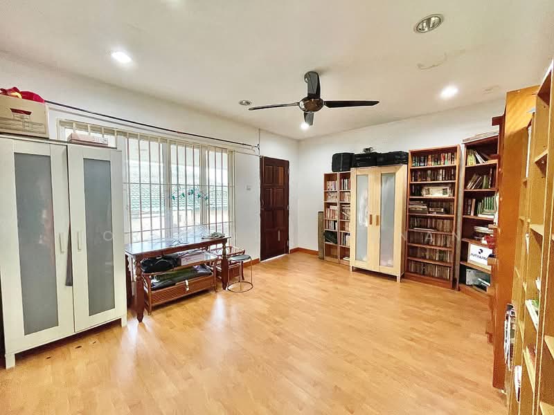 Bungalow for Sale in Bangi (Selangor) - Nor Azdlin Adnan - Study - PropertyGuru.com.my