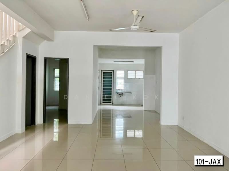 Chimes untuk Untuk Dijual - RM 730,000, Mac 2026 - Living Room - PropertyGuru.com.my