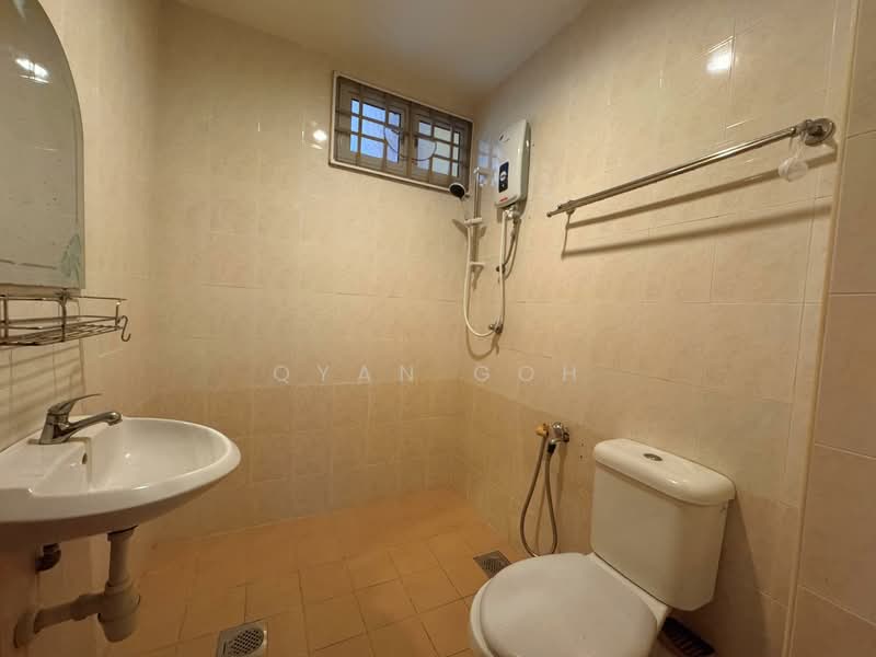 2-storey Terraced House for Sale in Minden Heights (Gelugor) - Qyan Goh - Bathroom - PropertyGuru.com.my