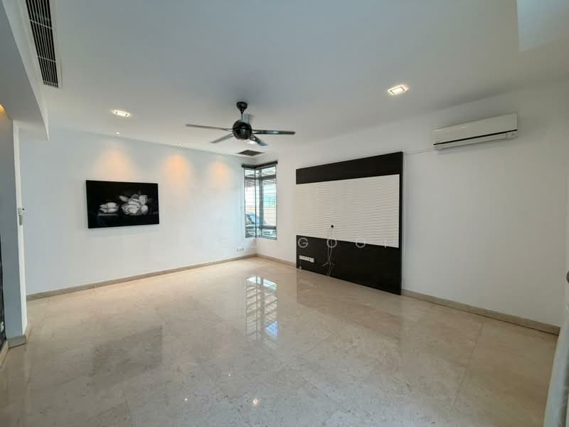 Bukit Damansara, Damansara Heights, Bangsar, Mont Kiara untuk Untuk Disewa - RM 18,000 /bulan, Mac 2026 - Living Room - PropertyGuru.com.my