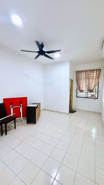 1.5-storey Terraced House for Sale in Taman Pelangi Indah (Ulu Tiram) - Yik Tat - PropertyGuru.com.my