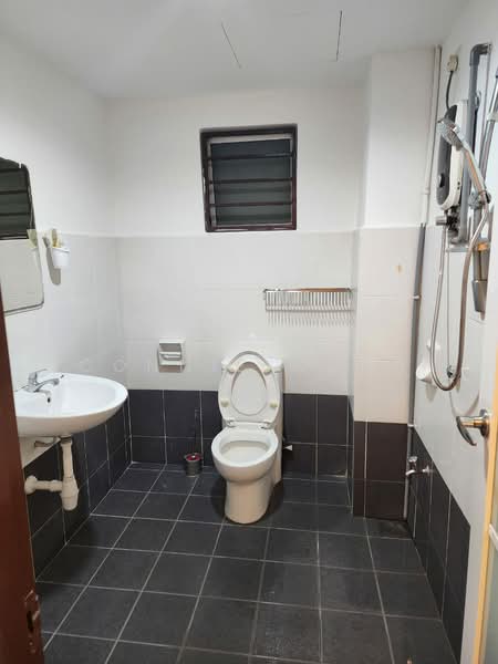 Ampang Boulevard untuk Untuk Dijual - RM 378,000, Mac 2026 - Bathroom - PropertyGuru.com.my