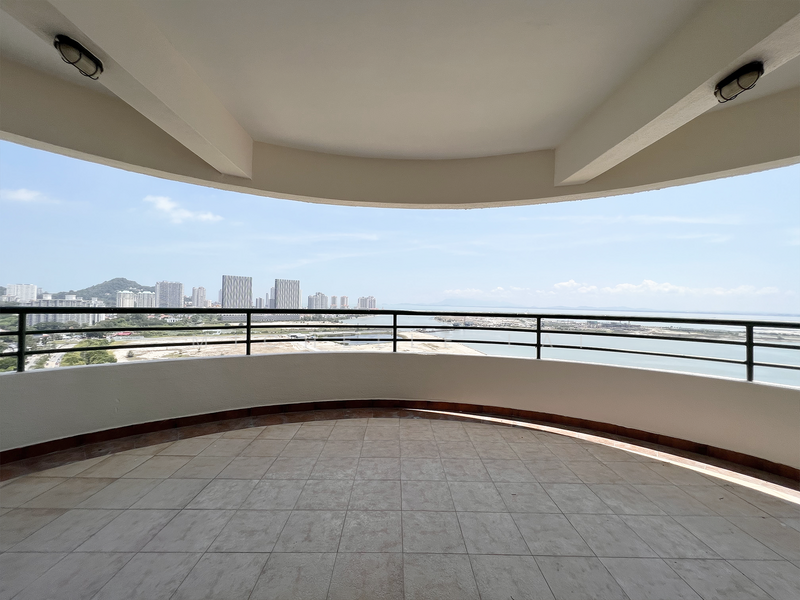 Silverton Condominium untuk Untuk Disewa - RM 6,500 /bulan, Mac 2026 - Balcony - PropertyGuru.com.my