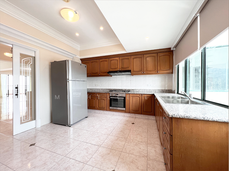 Silverton Condominium untuk Untuk Disewa - RM 6,500 /bulan, Mac 2026 - Kitchen - PropertyGuru.com.my