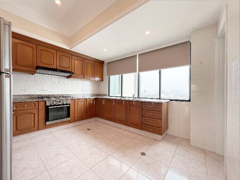 Silverton Condominium untuk Untuk Disewa - RM 6,500 /bulan, Mac 2026 - Kitchen - PropertyGuru.com.my