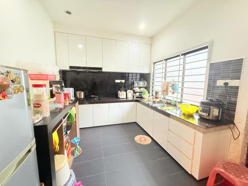 Taman Setia Indah untuk Untuk Dijual - RM 700,000, Mac 2026 - Kitchen - PropertyGuru.com.my