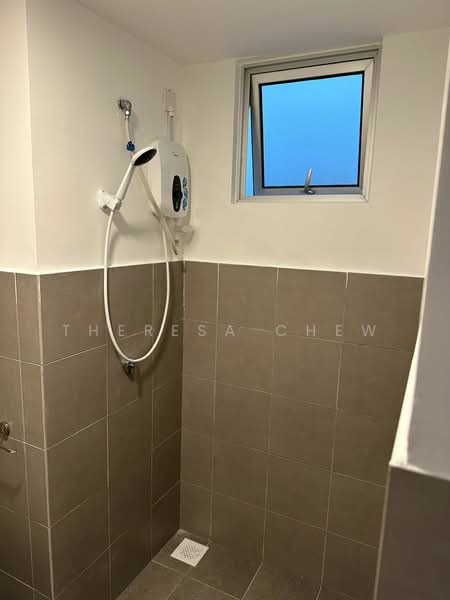 Tangerine Suites untuk Untuk Disewa - RM 1,600 /bulan, Mac 2026 - Bathroom - PropertyGuru.com.my