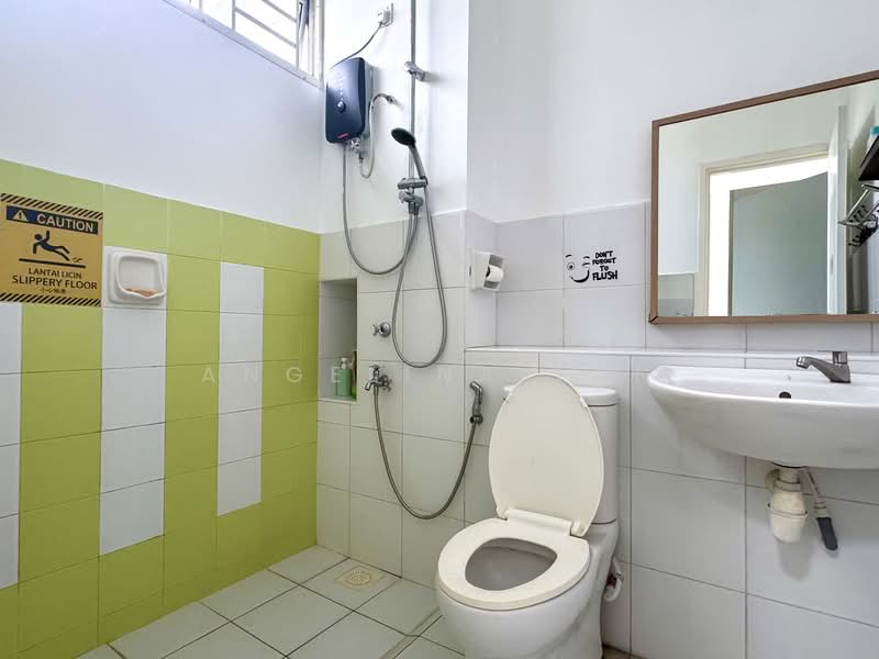 BUKIT INDAH BANDAR NUSAJAYA untuk Untuk Disewa - RM 2,800 /bulan, Mac 2026 - Bathroom - PropertyGuru.com.my
