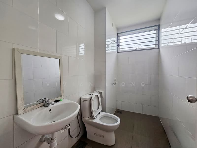 Taman Nadayu 92, Kajang 2 untuk Untuk Disewa - RM 3,500 /bulan, Mac 2026 - Bathroom - PropertyGuru.com.my