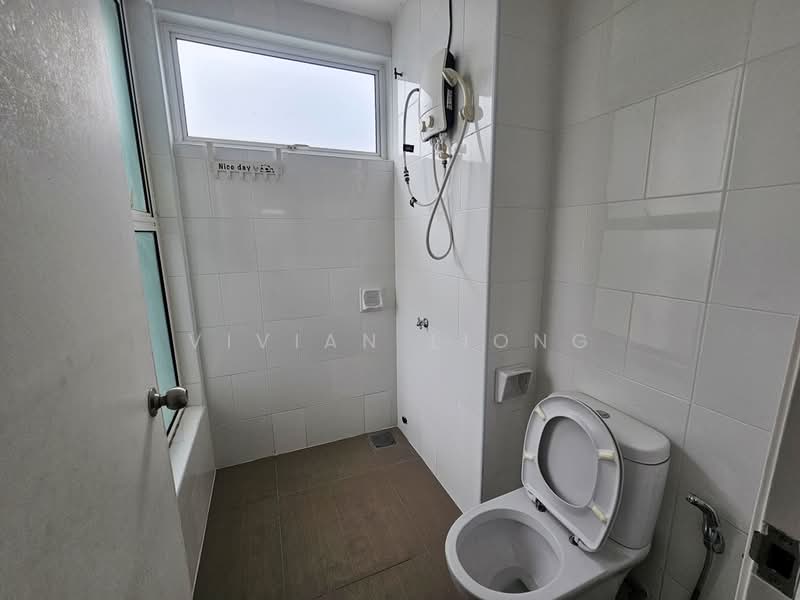 Taman Nadayu 92, Kajang 2 untuk Untuk Disewa - RM 3,500 /bulan, Mac 2026 - Bathroom - PropertyGuru.com.my