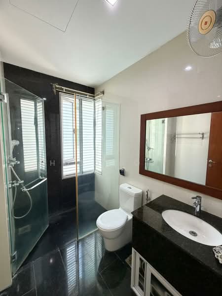 Bukit Damansara, Damansara Heights, Bangsar, Mont Kiara untuk Untuk Dijual - RM 5,500,000, Mac 2026 - Bathroom - PropertyGuru.com.my