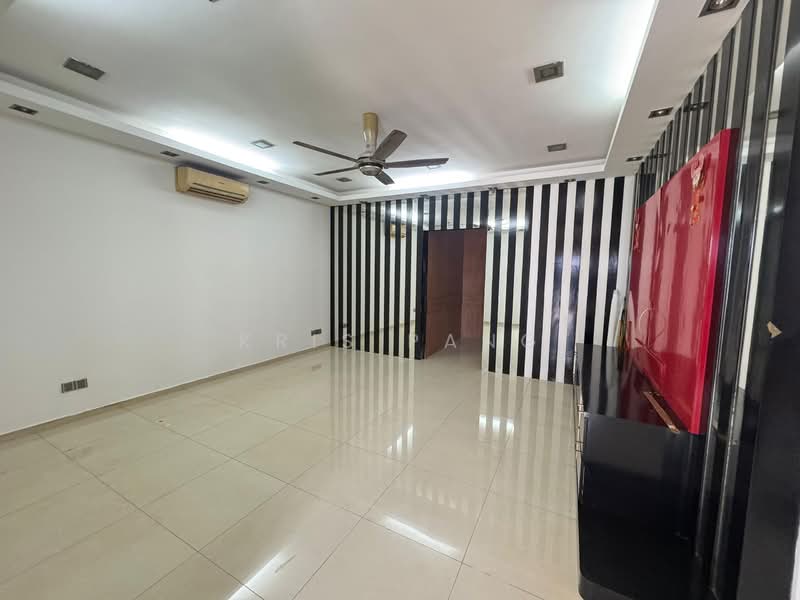 2-storey Terraced House for Sale in Iskandar Puteri (Nusajaya) (Johor) - Kris Pang - Living Room - PropertyGuru.com.my
