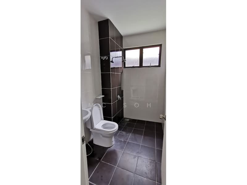 Semi-Detached House for Sale in Setia Alam (Selangor) - MC Soh - Bathroom - PropertyGuru.com.my
