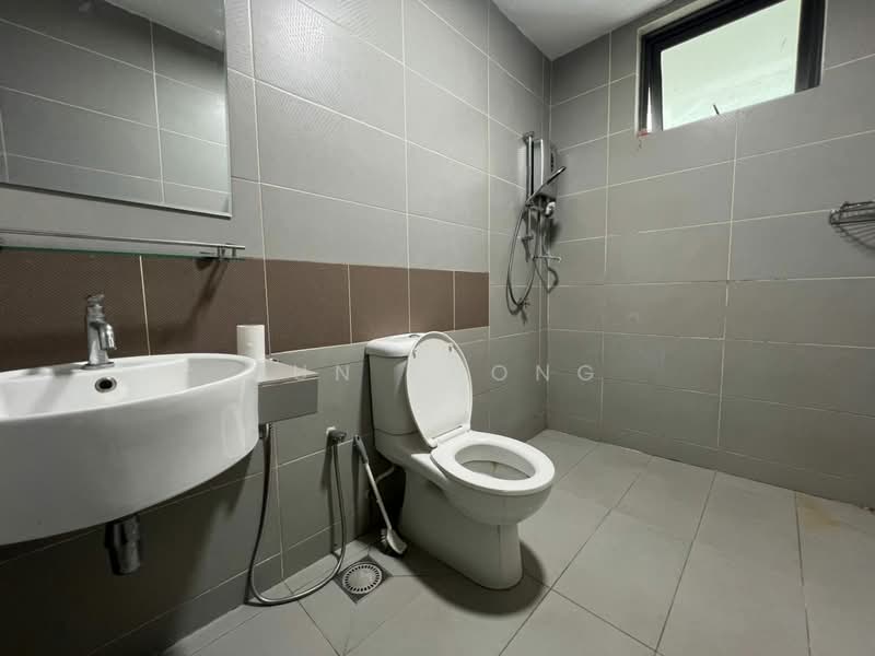 Amerin Residence untuk Untuk Disewa - RM 2,500 /bulan, Mac 2026 - Bathroom - PropertyGuru.com.my