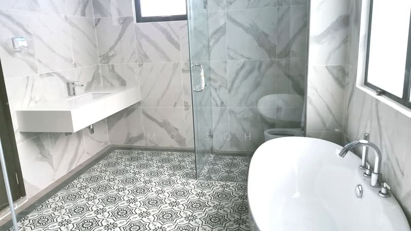 Semi-Detached House for Sale in Setia Alam (Selangor) - MC Soh - Bathroom - PropertyGuru.com.my