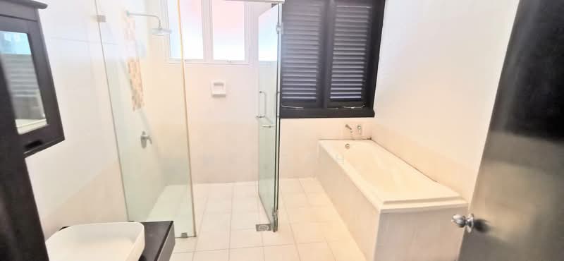 Semi-Detached House for Sale in Setia Alam (Selangor) - MC Soh - Bathroom - PropertyGuru.com.my