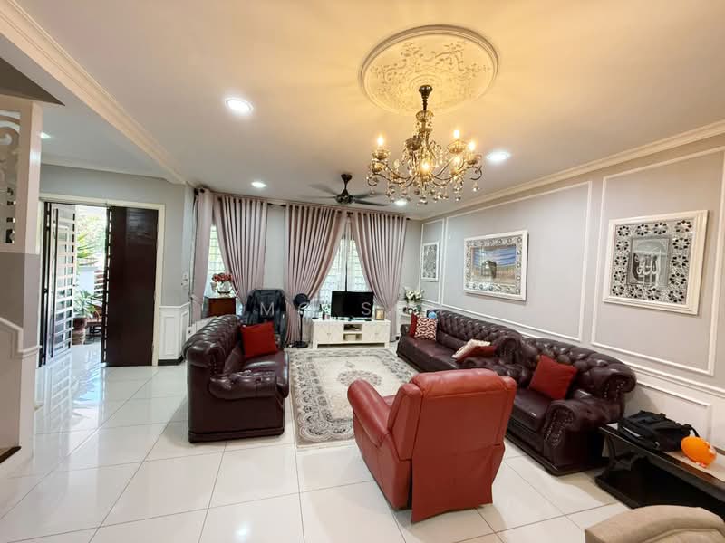 2-storey Terraced House for Sale in Setia Alam (Selangor) - MC Soh - Living Room - PropertyGuru.com.my