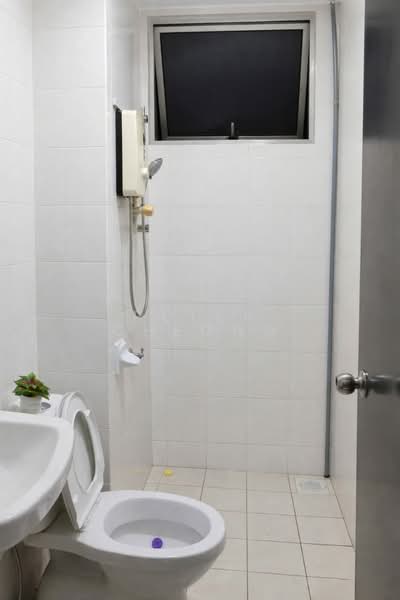 Service Residence for Rent at Serviced Residence @ Casa Tiara - Peter Cheong - Bathroom - PropertyGuru.com.my