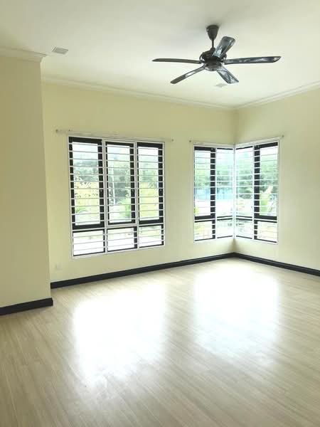 2-storey Terraced House for Rent in Setia Alam (Selangor) - MC Soh - Living Room - PropertyGuru.com.my