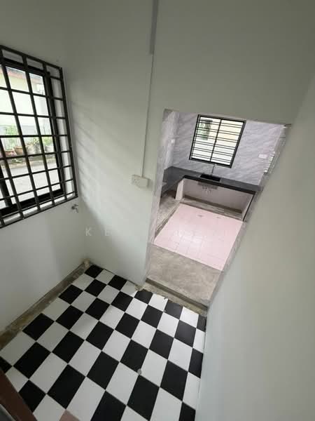 2-storey Terraced House for Rent in Permas Jaya (Johor) - Ken Liew - Kitchen - PropertyGuru.com.my