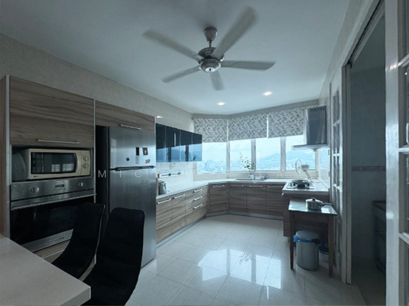 Gurney Beach Resort untuk Untuk Dijual - RM 1,950,000, Mac 2026 - Kitchen - PropertyGuru.com.my