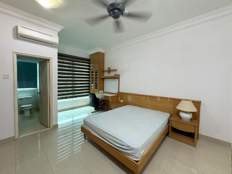 Gurney Beach Resort untuk Untuk Dijual - RM 1,950,000, Mac 2026 - Bedroom - PropertyGuru.com.my